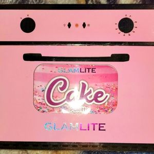 Glamlite Cake Palette